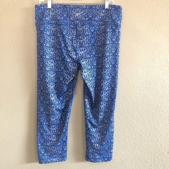 90 Degrees by Reflex High Performance Printed Cropped Athletic Leggings Size XL - Picture 2 of 10